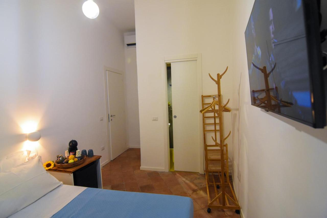 La Dimora Di Artemide B&B 나폴리 외부 사진